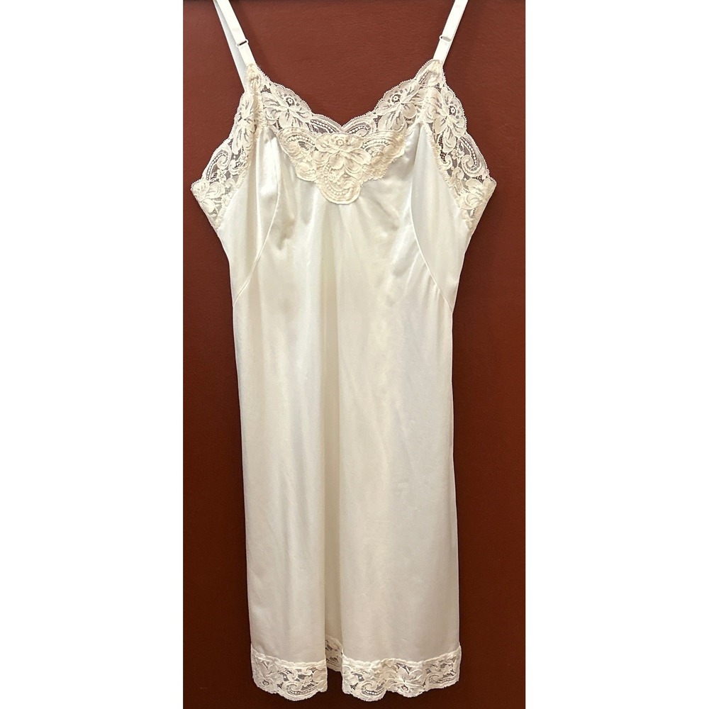 Vintage Lorraine Full Slip Dress Lingerie Coquette Bridal Cottagecore Ivory 36
